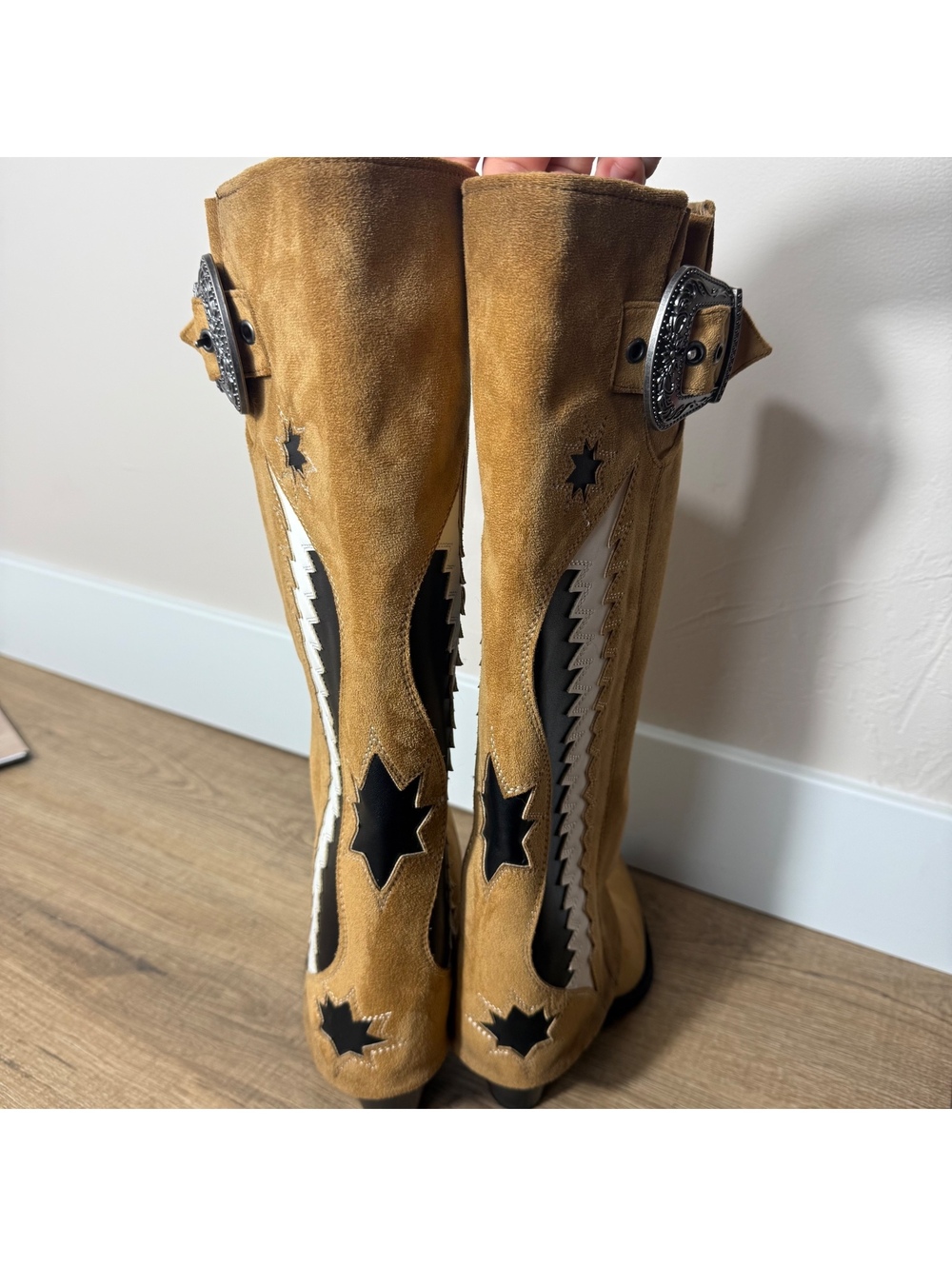 Western Embroidered Cowboy Boots | Women’s 6 - Picture 5 of 8